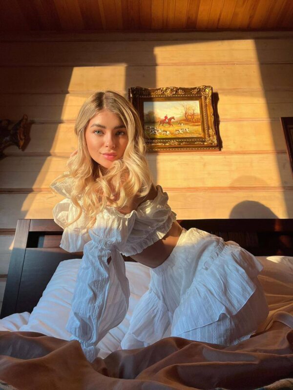 Алина